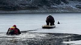 hasiči kachna2 G9Adk5cWMAAFO-7